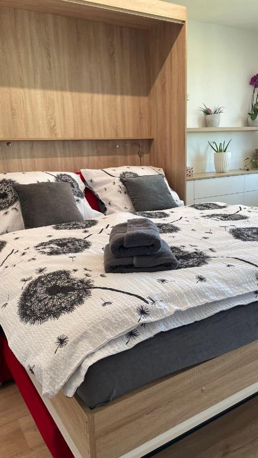 Apartman Na Zahradni กิโยฟ ภายนอก รูปภาพ